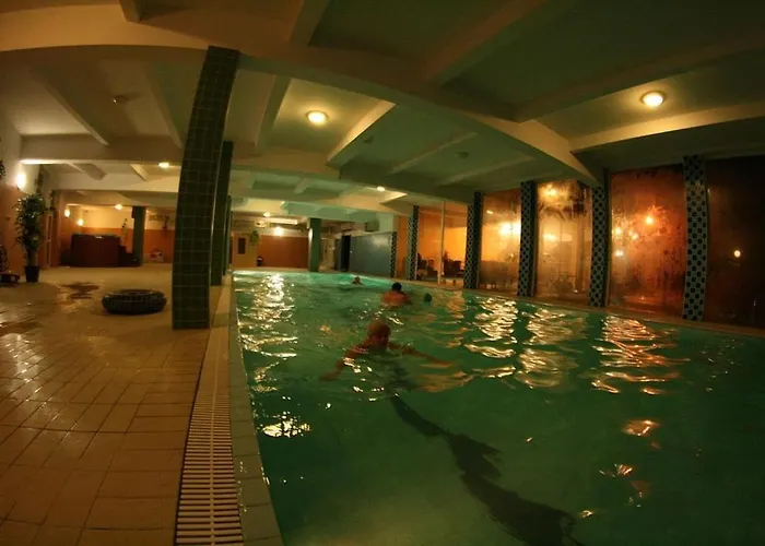 לינה וארוחת בוקר Daisy Superior 3*