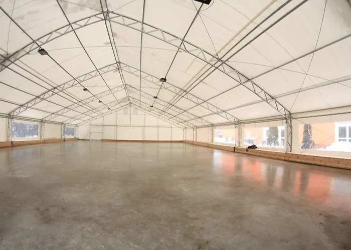 לינה וארוחת בוקר Daisy Superior