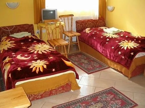 Daisy Superior קרקוב