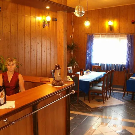 黛西高级酒店