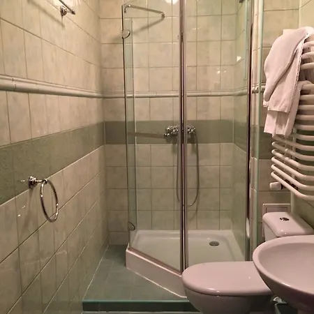 Daisy Superior Alojamento de Acomodação e Pequeno-almoço 3*